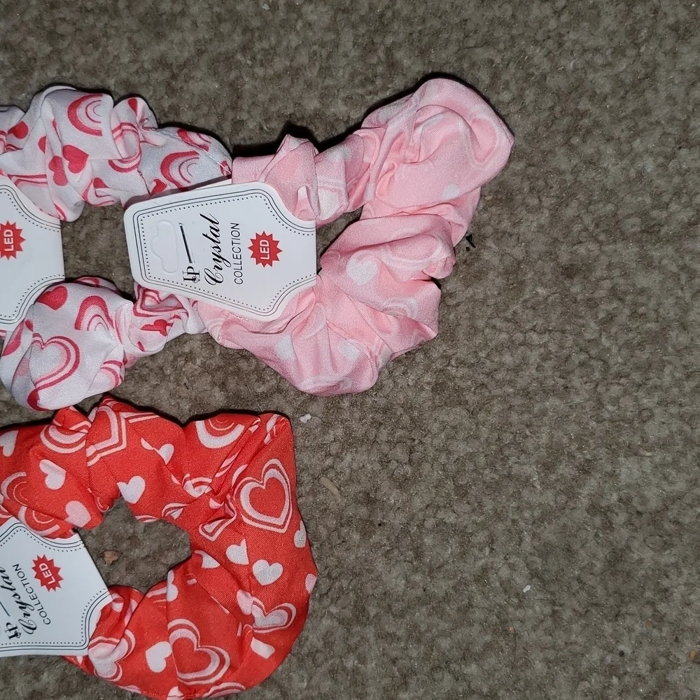 In Time for Valentines. 3 Pack Light Up Heart Scrunchies- Pink and Red